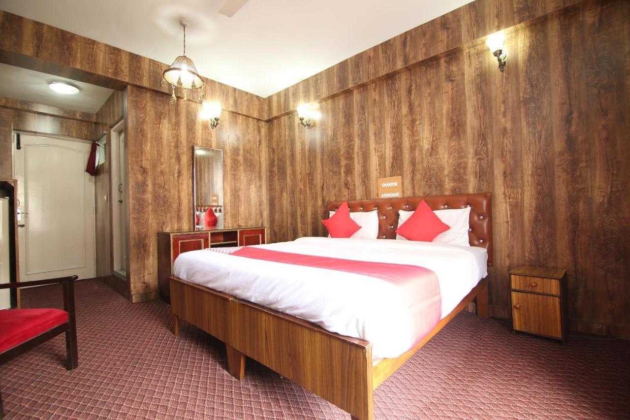 Hotel International Srinagar Eksteriør bilde