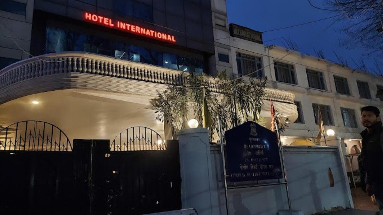 Hotel International Srinagar Eksteriør bilde