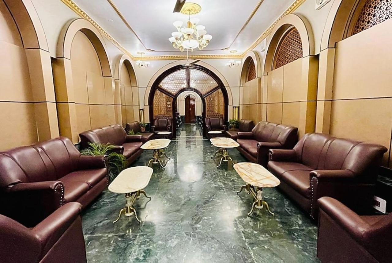 Hotel International Srinagar Eksteriør bilde